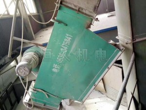 管道式永磁自卸除鐵器